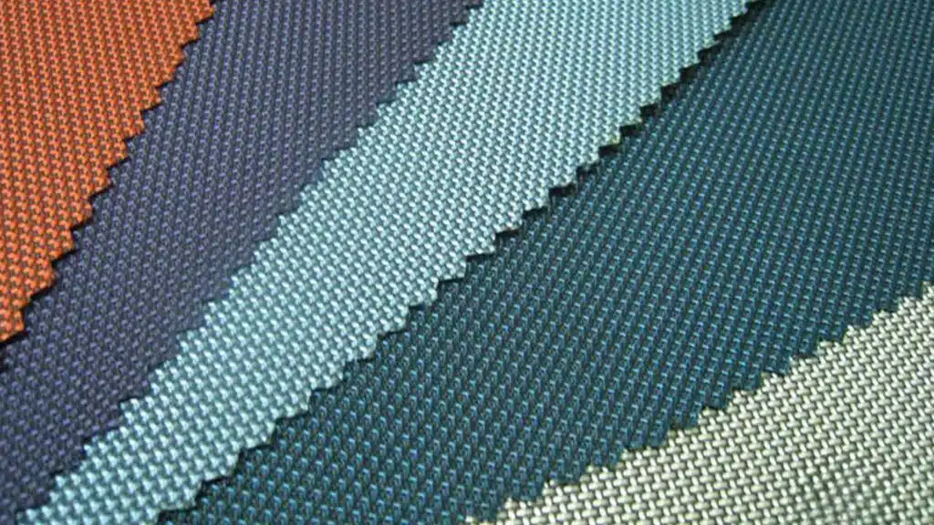 نمونه پارچه های پارچه پلی استر برای پوشاک در مزون دوک
